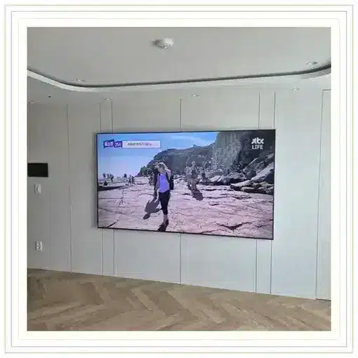 벽걸이TV 설치 모습 참고 사진