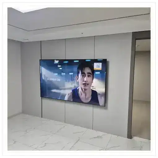벽걸이TV 설치 모습 참고 사진