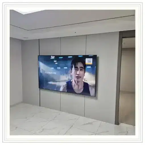 벽걸이TV 설치 모습 참고 사진