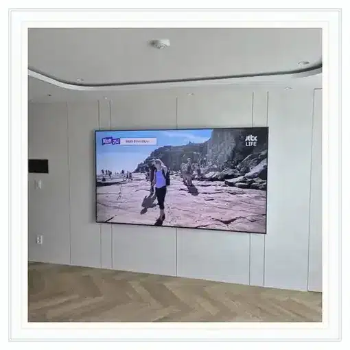 벽걸이TV 설치 모습 참고 사진