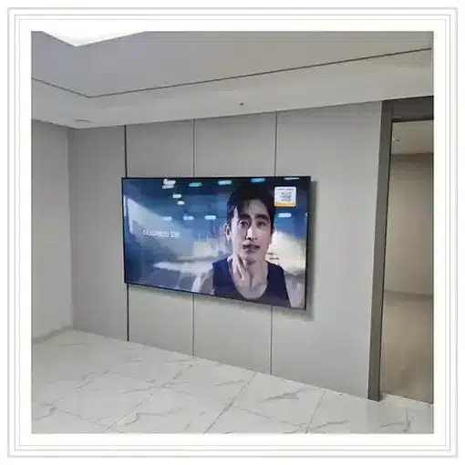 벽걸이TV 설치 모습 참고 사진