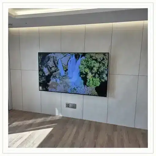 벽걸이TV 설치 모습 참고 사진