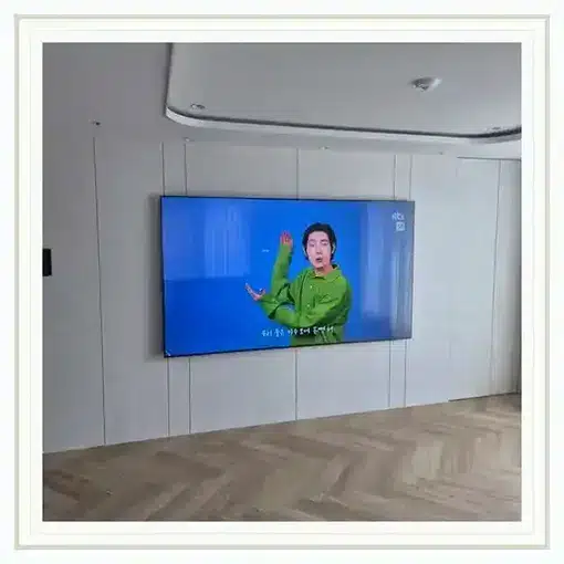 벽걸이TV 설치 모습 참고 사진