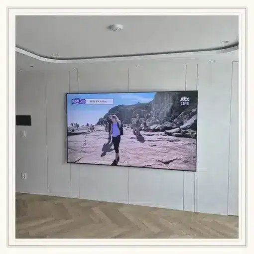벽걸이TV 설치 모습 참고 사진