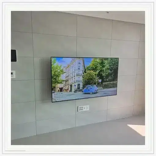 벽걸이TV 설치 모습 참고 사진