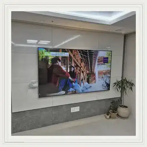 벽걸이TV 설치 모습 참고 사진