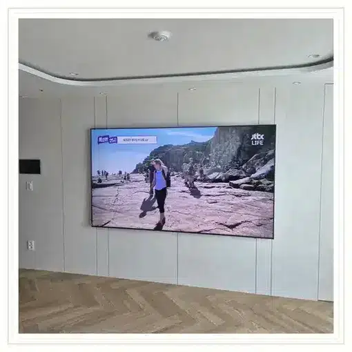 벽걸이TV 설치 모습 참고 사진