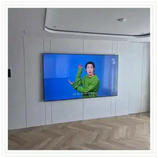 벽걸이TV 설치 모습 참고 사진