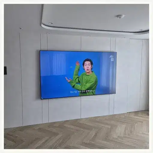 벽걸이TV 설치 모습 참고 사진
