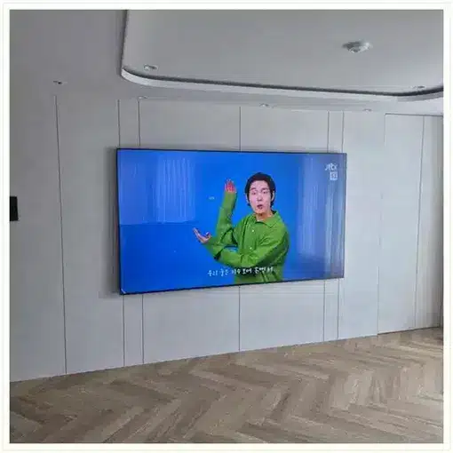 벽걸이TV 설치 모습 참고 사진