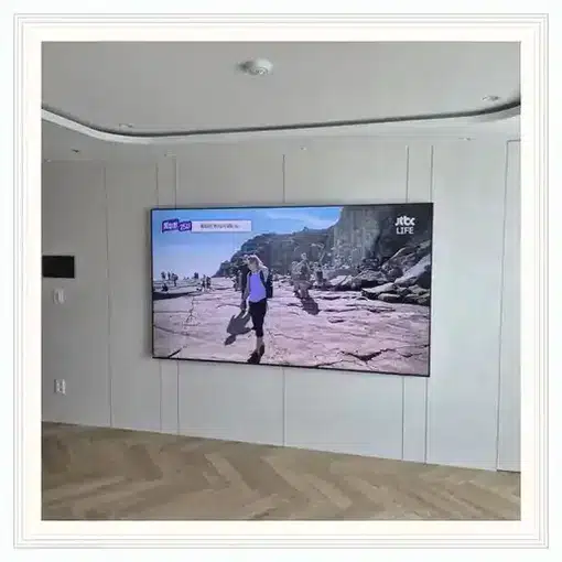 벽걸이TV 설치 모습 참고 사진