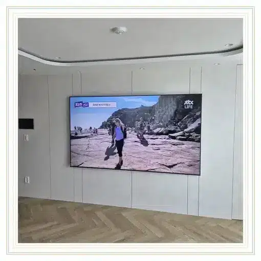 벽걸이TV 설치 모습 참고 사진