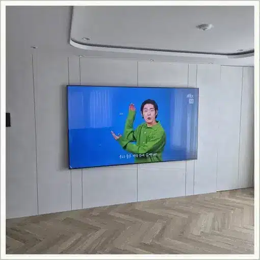 벽걸이TV 설치 모습 참고 사진