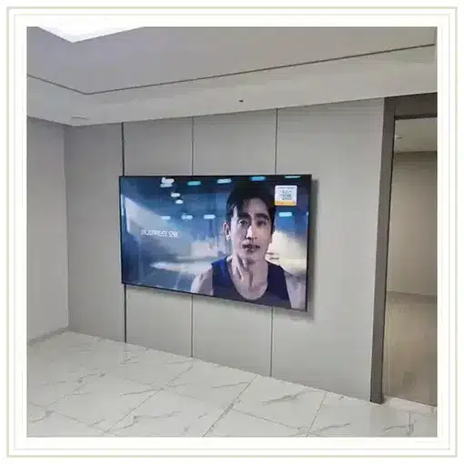 벽걸이TV 설치 모습 참고 사진